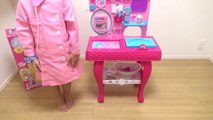 Barbie Pet Vet Playset and Nenuco Doll-PYa1H