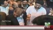 The Mother of Farooq Sattar is Crying over his arrest | MQM Pakistan