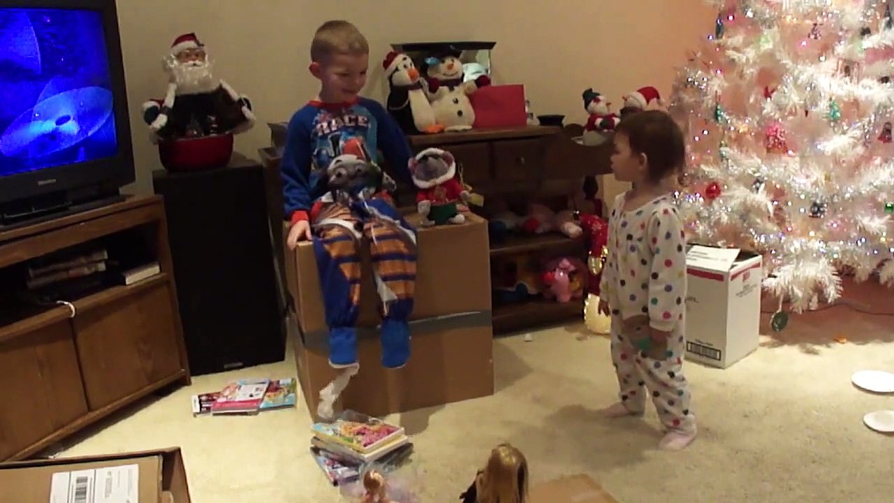 Top 10 WORST Toys for Kids - Shockingly Silly Singing Toys are top 10 worst toys _ Beau's Toy Farm-m5fzb8JvG