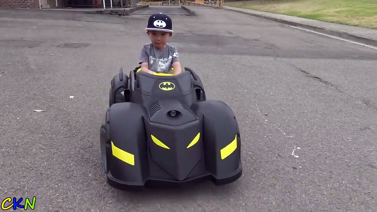 New Batman Batmobile Battery-Powered Ride-On Car Power Wheels Unboxing Test Drive With Ckn Toys-bi_f4