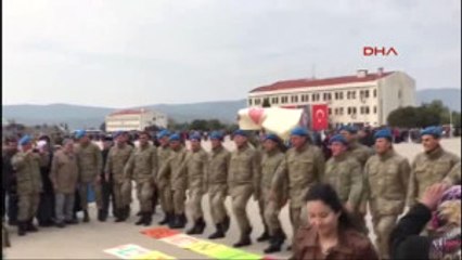 Foça Yemin Töreninde Evlilik Teklifi