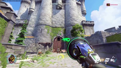 Overwatch: PTR Lucio boop v Rein charge