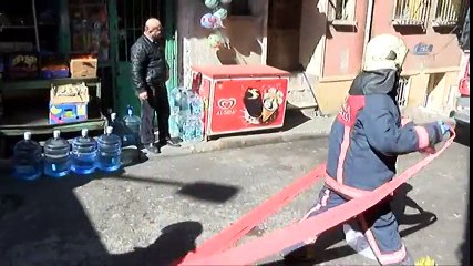 Beyoğlu'nda Yangın: 3 Çocuk Hayatını Kaybetti