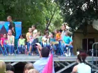 Spectacle de cloture de la fin des centres Carquefou 2007