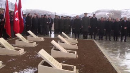 Bakan Ağbal, Çelenk Sunma Törenine Katıldı