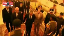 بالفيديو.. محافظ المنيا يضع إكليل من الزهور على النصب التذكارى للشهداء