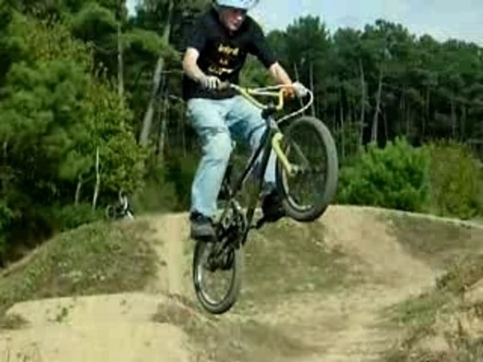 bmx dirt benoit bernugat dirt trail
