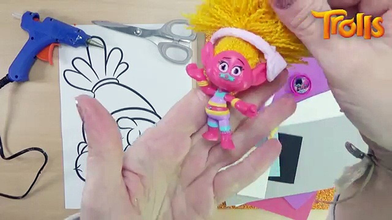Decoration of wall Dj Suki with customizable name   TROLLS ✋ handicraft DIY