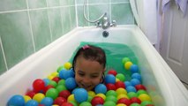 Learn Numbers 1-10 for toddlers in the Slime Baff ! Numbers Counting to 10 with Balloons a