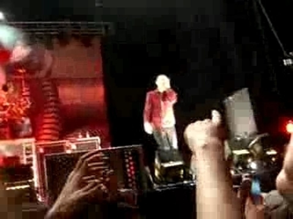 Linkin Park - Bleed It Out (live)