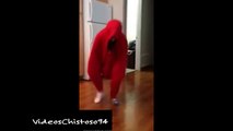 videos chistosos| mujer se cae mientras bailaba como avestruz| 2017