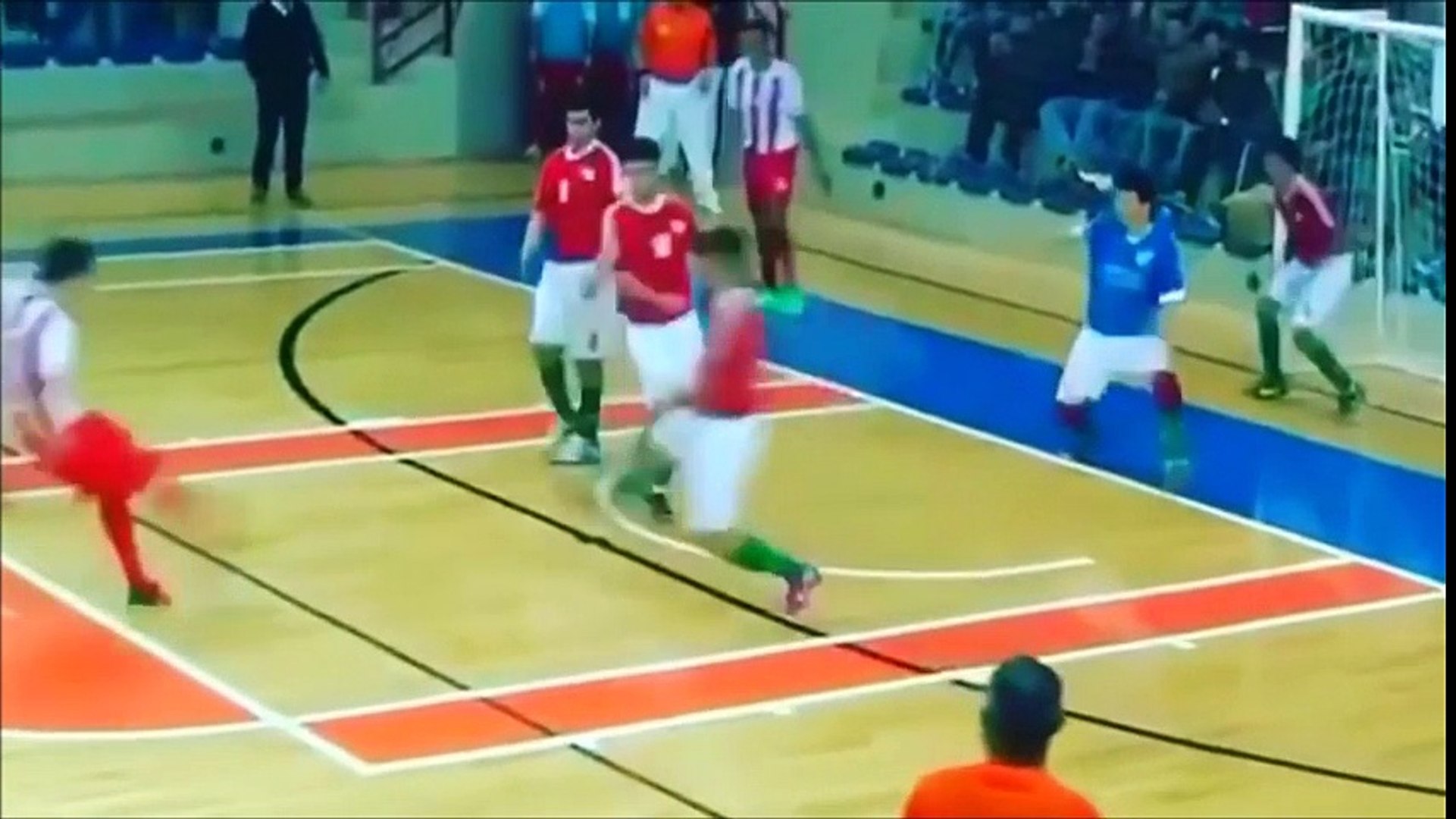 Funny Videos - Funny Football Moments