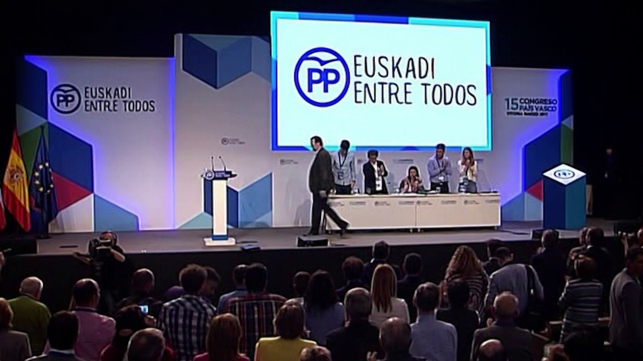 Rajoy aplicará la ley ante el desarme de ETA