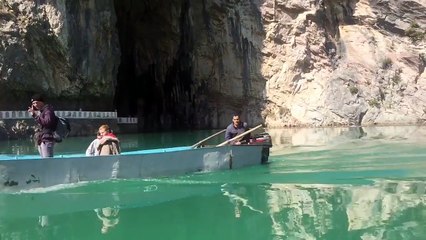 Udhetim ne Liqenin i Komanit