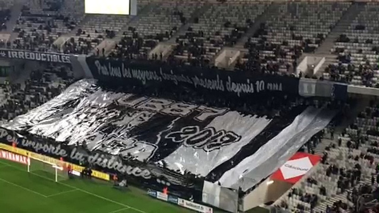 Tifo anniversaire UB87 section PACA