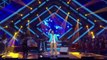 Atif Aslam Vs Arijit Singh Live Performance IIFA Award 2017(360p)