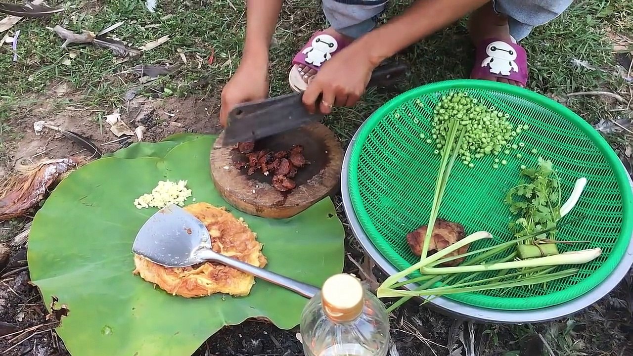 village food factory  - how to fried rice   Asian food