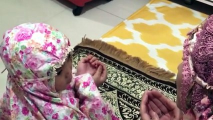 Bikin Terenyuh... Terekam Ayu Ting Ting Ajarin Putrinya Ngaji