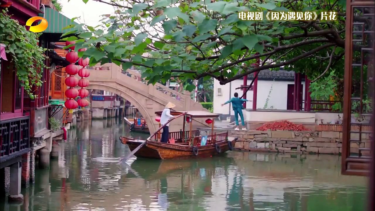 《因为遇见你》采访花絮：孙怡邓伦拍戏片场笑料不断 两人默契度爆棚【观达影视出品 欢迎订阅】