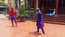 Frozen Elsa & Spiderman vs Joker SMELLY POOP FART!! w/ Black Spiderman Real Life Superhero