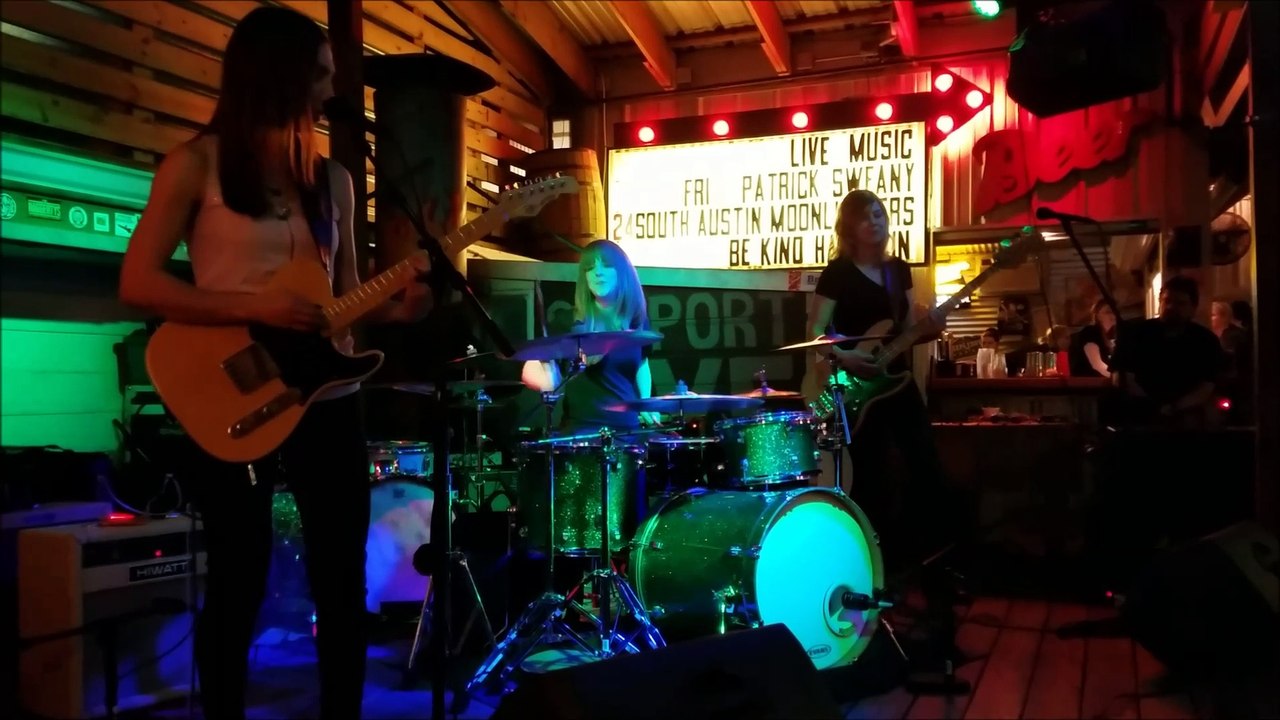 Katy Guillen & The Girls - Heavy Days - 17 Mar 17
