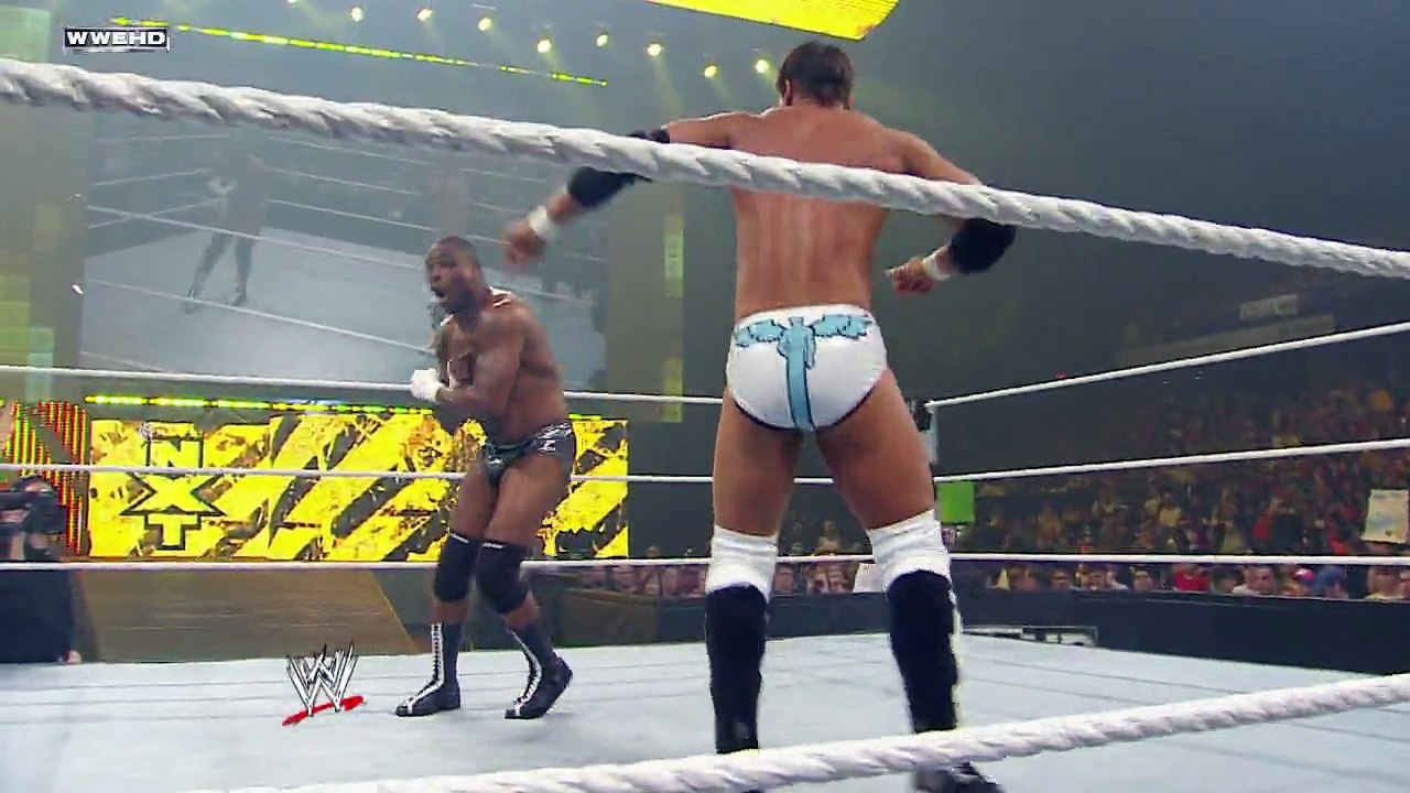 NXT Rookie Justin Gabriel vs. NXT Rookie Michael Tarver