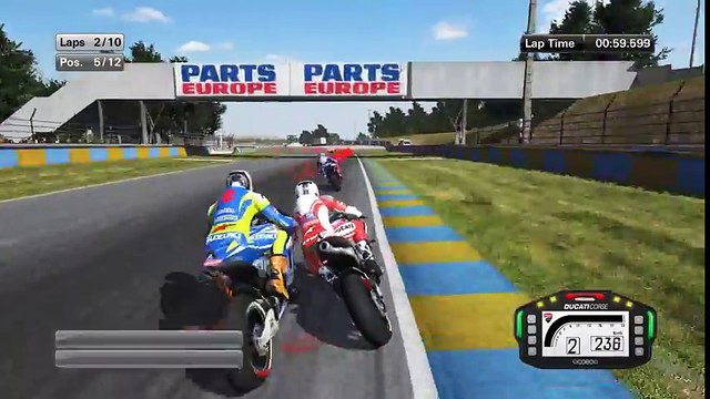 MotoGP15 - Multiplayer - Full Race (10laps) - LeMans Round 5 Race 2