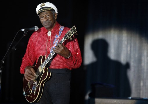 Rock 'n' roll legend Chuck Berry dies at 90