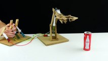 DIY Hydraulic Powered Claw Machine from Cardboard Credit: goo.gl/ar86MM ...