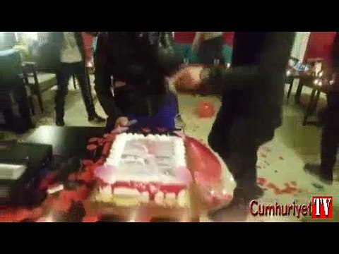 Trafik kazasında yaşamını yitiren ’Uçan kız’ 3 gün önce yaş gününü böyle kutlamış