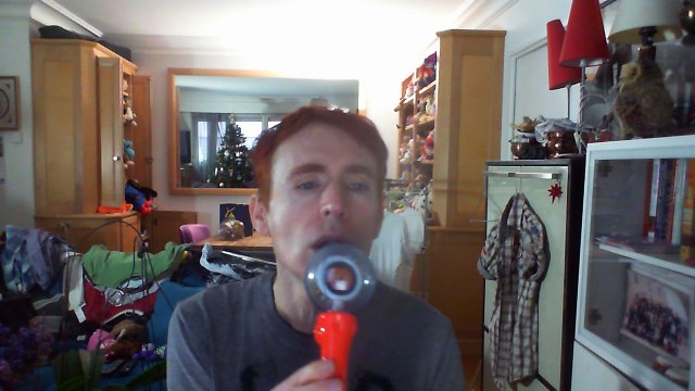 Wiwi égratigne le nègre blanc de Mort Shuman