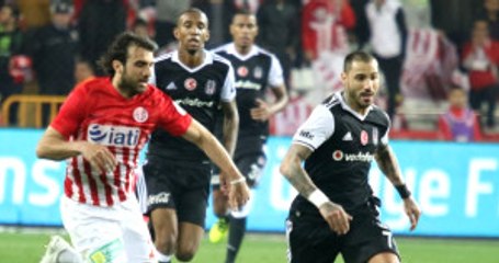 Süper Lig'de Beşiktaş Deplasmanda Antalyaspor'la 0-0 Berabere Kaldı