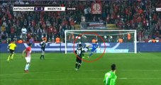 Aboubakar, Antalyaspor Maçında İkinci Sarı Karttan Kırmızı Kart Gördü