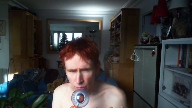 Wiwi égratigne je te vois de Still Fresh & Abou Debeing