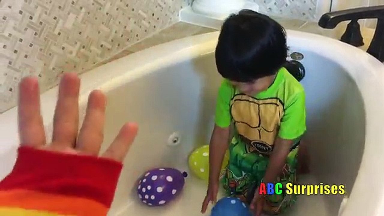 Colorful Balloon Finger Family Nursery Rhyme Song with Ryan Kids Balloon Popping Video Learning Fun