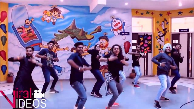 Best Bhangra Group Amazing Girl Bhagra on Punjabi Song Viral Videos