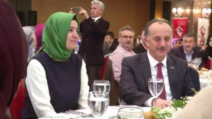 Kaya: "Batı, Müslüman Kadını, Başörtüsüyle Yani Inancıyla Kariyeri Arasında Tercih Yapmaya Zorluyor"