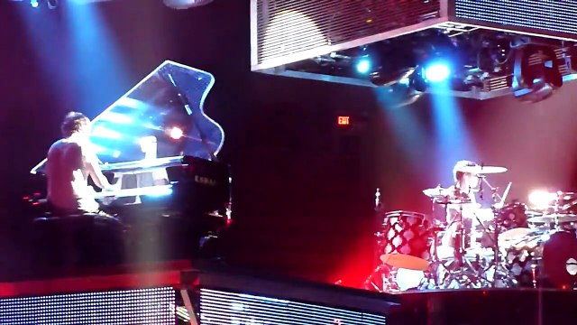 Muse - United States of Eurasia, Portland Rose Garden, 04/03/2010