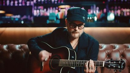 Harun Kolçak feat. Tan Taşçı - Gitme Seviyorum