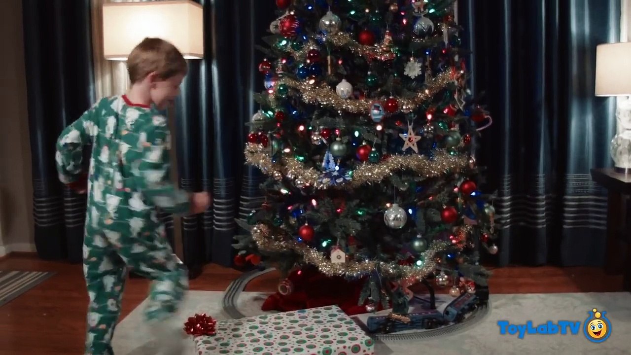 GRINCH STEALS TOYS! Santa Claus Christmas Surprise Toys for Kids w_ Poop Prank & Hot Wheels Toy Cars-T-Xki4Iq9-g