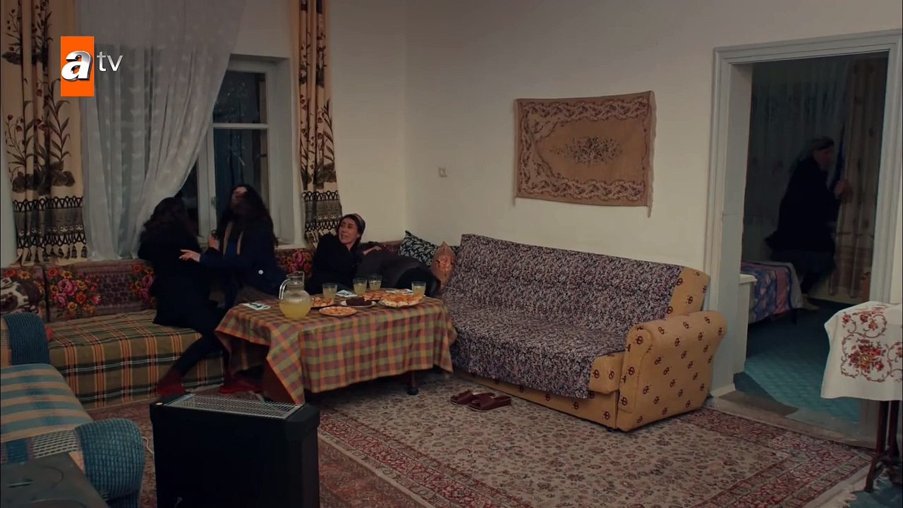 Unutmamışsın! - Aşk ve Mavi 13. Bölüm - atv