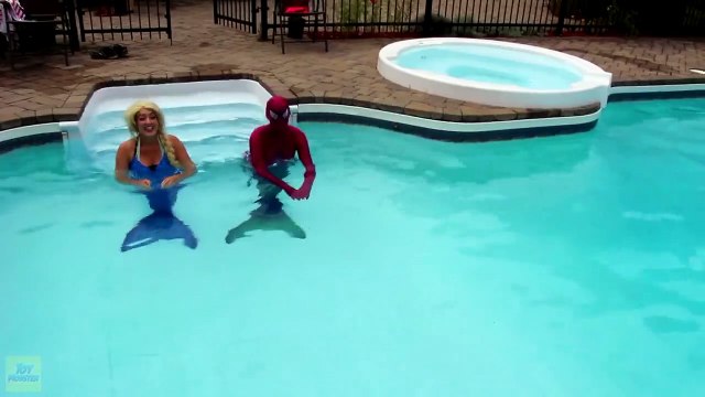 Frozen Elsa's POOL UNICORN! w_ Spiderman Pink Spidergirl Joker Princess Anna Batman Superhero Fun-5pVzYRXP