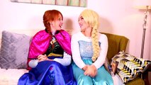 Frozen Elsa SINGS IN THE SHOWER! w_ Spiderman Joker Anna Belle Joker Girl Spidergirl Superhero Fun-9U