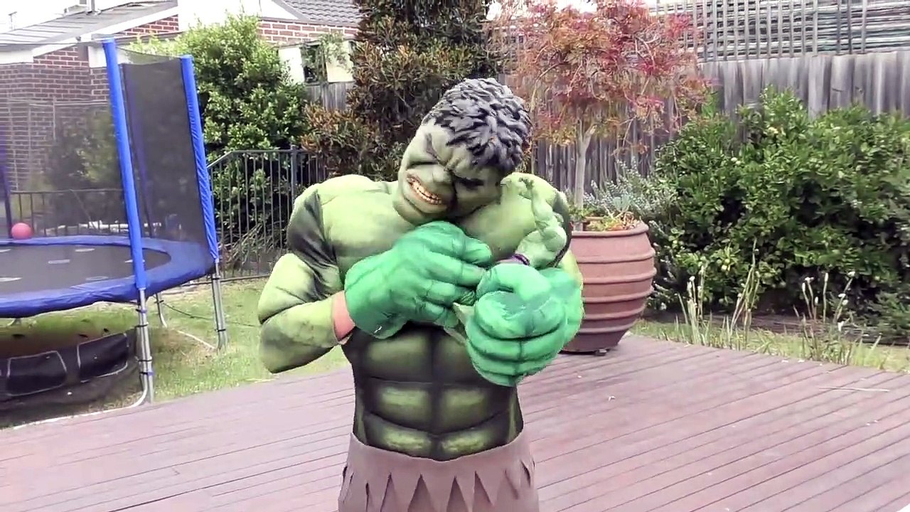 Baby Hulk Goes Missing! Spidergirl And Hulk Are Detectives! Fun Superhero Kids Video Compilation-0DJ