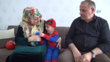 Minik Berat Görmek İstiyor