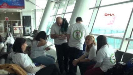 Dünya Down Sendromu Günü'nde Robert ve Şule Anadolu Efes'in Misafiri