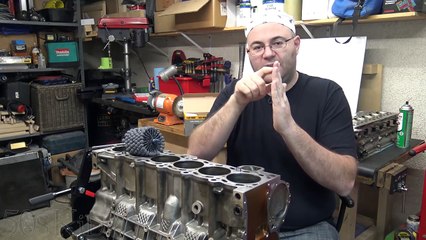 The Differetwnce Beeen Boring & Honing