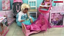 ELSA BABY SHOWER! Frozen Elsa Baby Doll! Elsa   Anna Real Life Disney Princess Baby Born Doll Vide