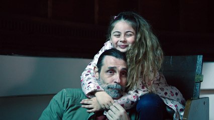 Adı Efsane 8. Bölüm - Tarık'tan, Zeynep'e muhteşem doğum günü sürpriz!