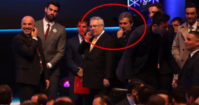 Futbol Zirvesi'nde Aziz Yıldırım ile Aykut Kocaman Bir Süre Sohbet Etti